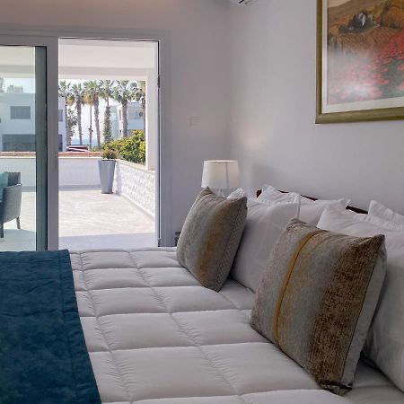 Phaedrus Living: Luxury Flat Semeli Apartment Paphos Exterior photo