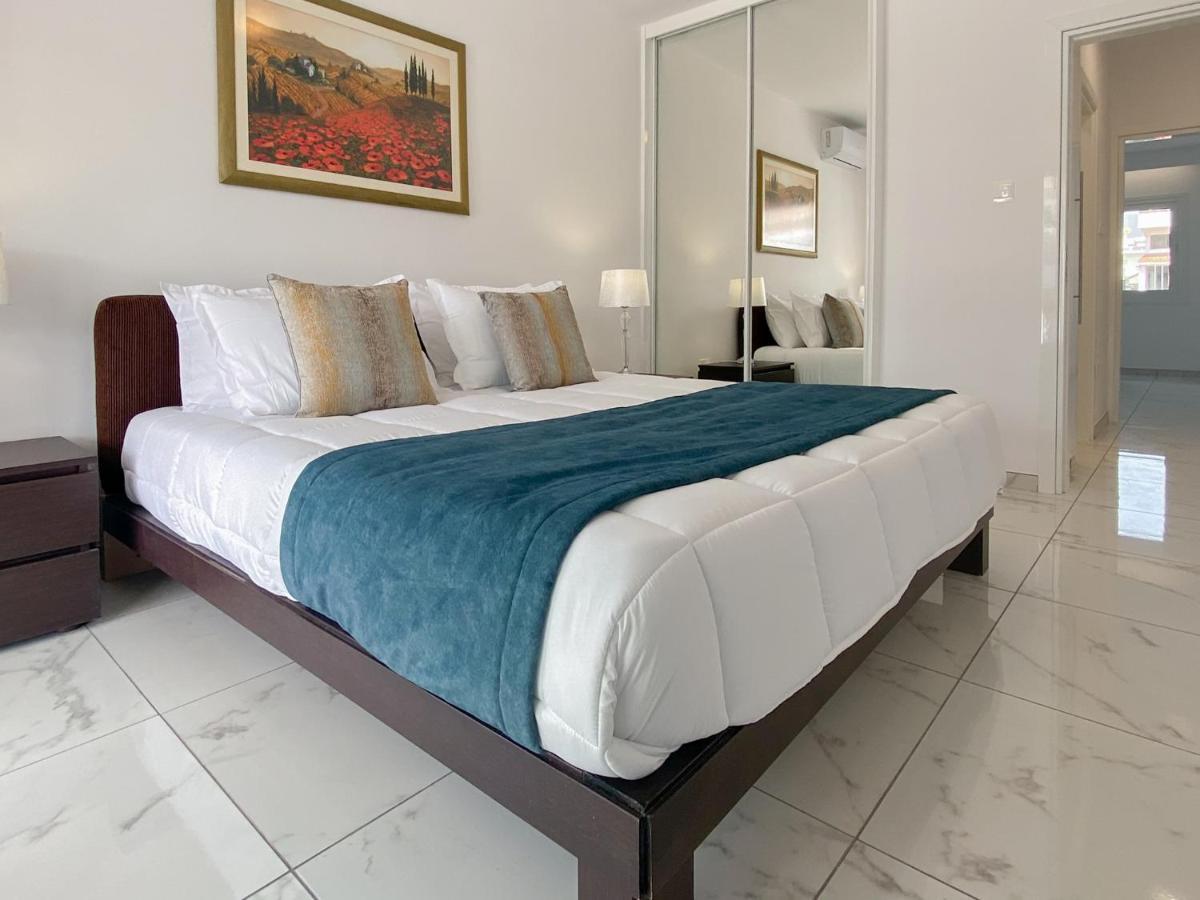 Phaedrus Living: Luxury Flat Semeli Apartment Paphos Exterior photo