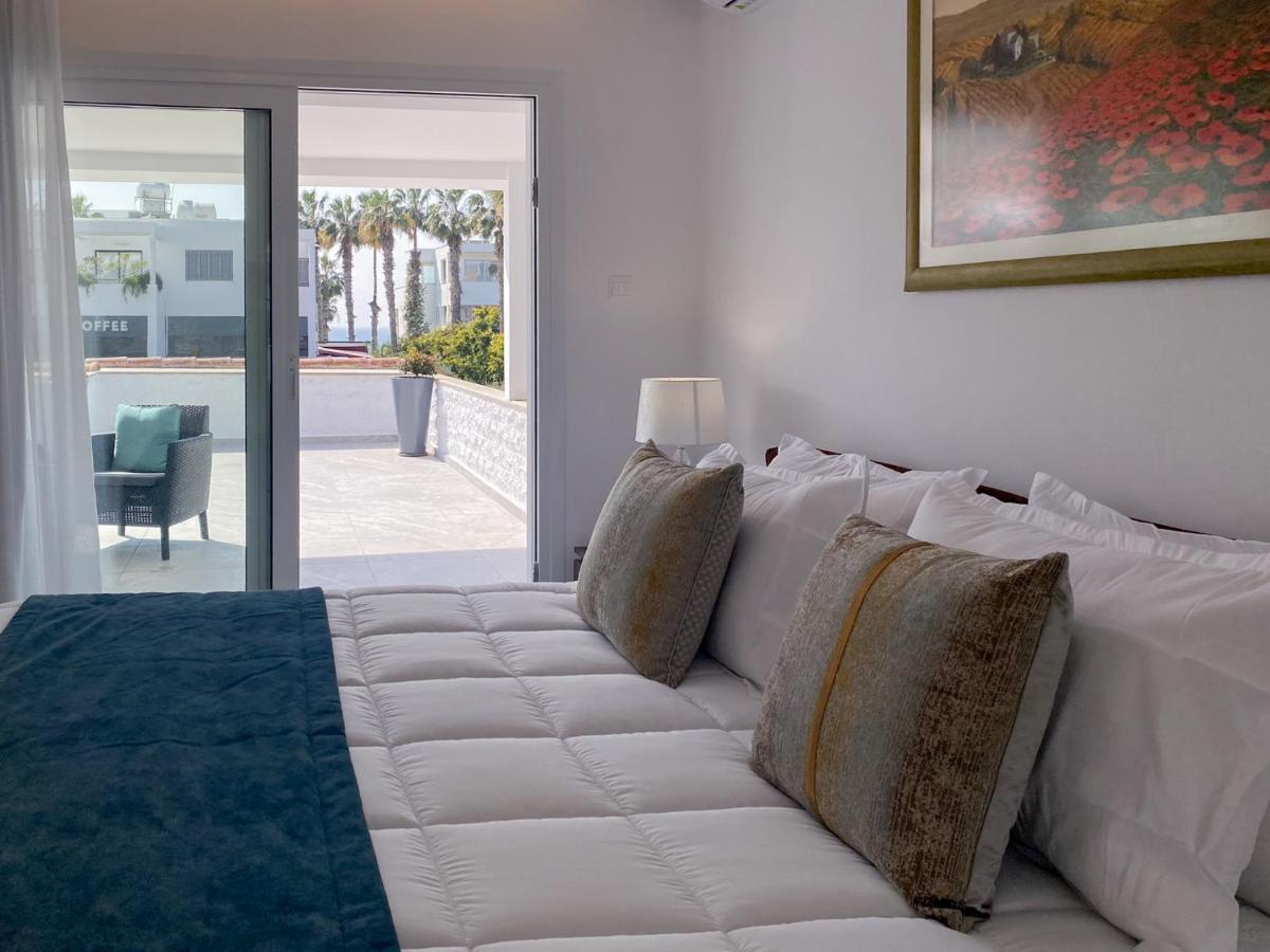 Phaedrus Living: Luxury Flat Semeli Apartment Paphos Exterior photo