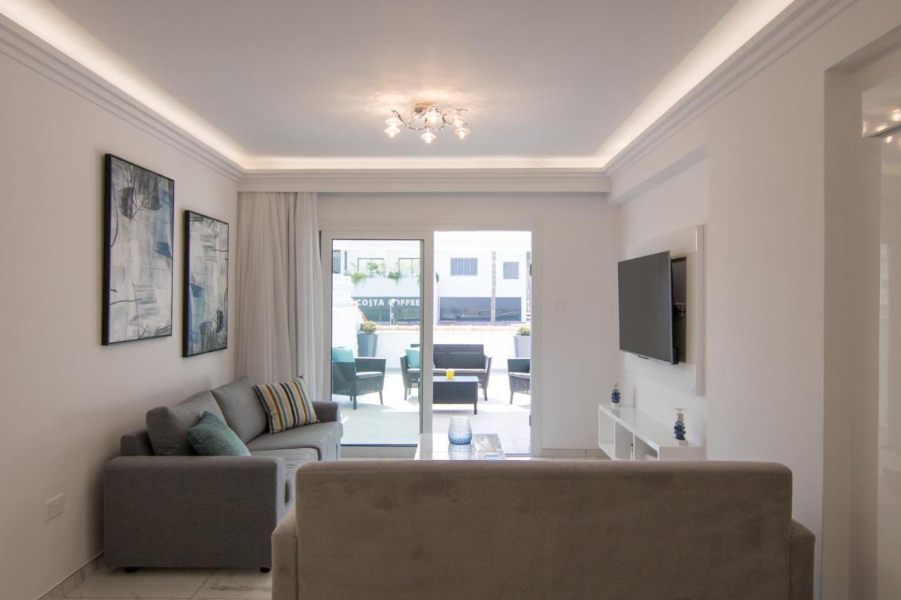 Phaedrus Living: Luxury Flat Semeli Apartment Paphos Exterior photo